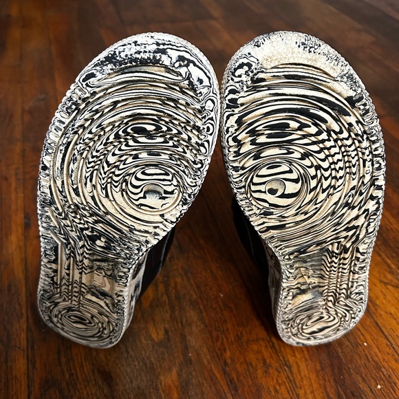 Nike Air Force 1 Low LV8 ‘07 Black Marble Mens Size 9 Retail $163 - Picture 6 of 6